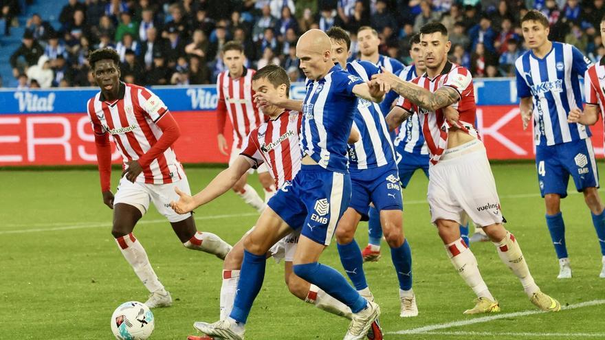 El 1x1 del Alavés-Athletic: bajón tras los cambios