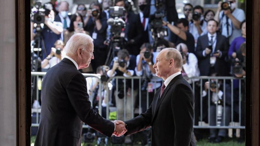 Biden y Putin durante un encuentro en junio de 2021.