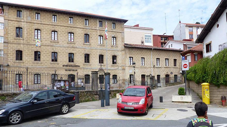 Ikastola Zubi Zaharra de Balmaseda, donde estudia una niña con necesidades                                               especiales.