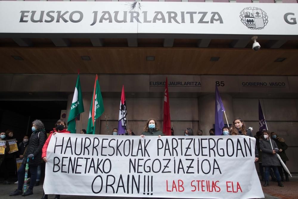 Manifestación de las trabajadoras de Haurreskolak