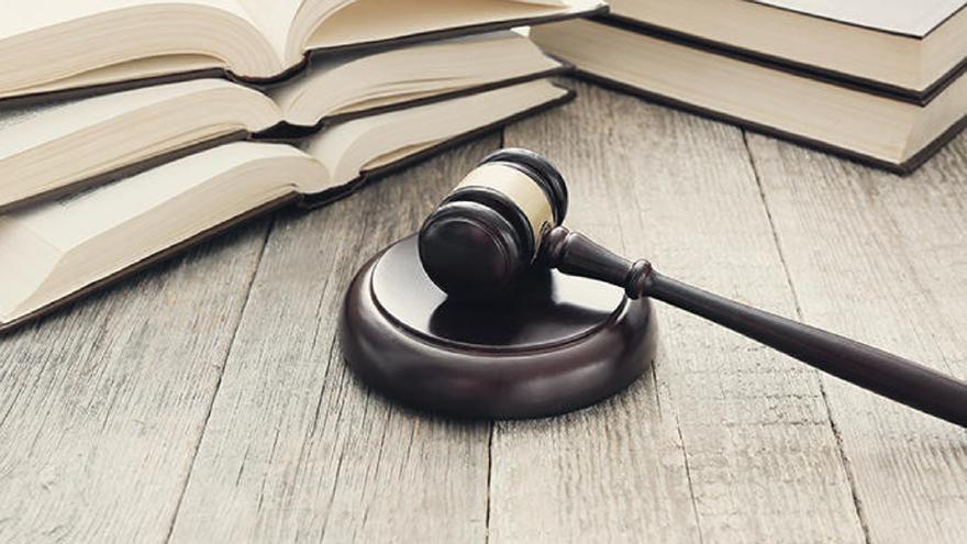 Un arquitecto se enfrenta a 3 años de cárcel por estafar a un amigo en una reforma