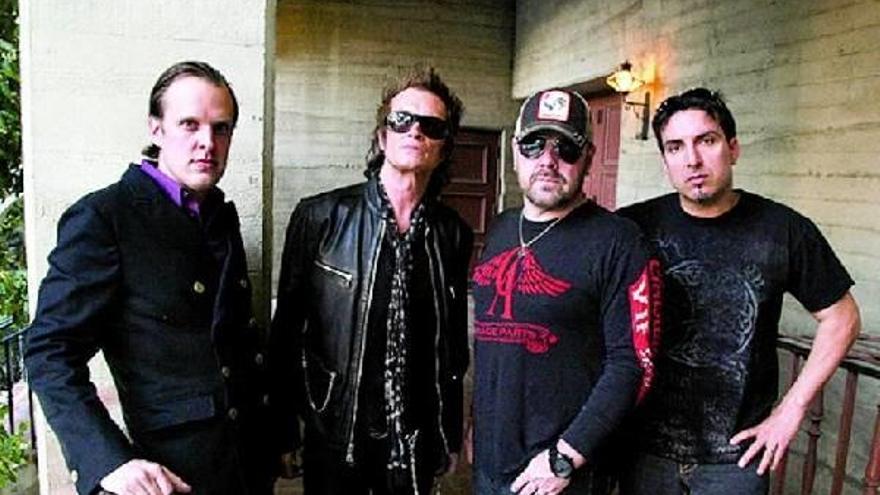 Black Country Communion, es decir, Joe Bonamassa, Jason Bonham, Glenn Hughes y Derek Sherinian.