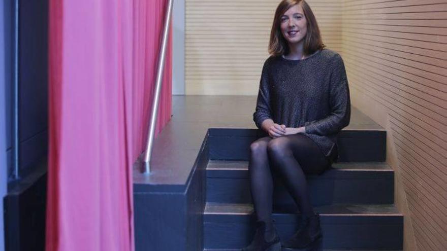 Maialen Olabe, presidenta del Consejo de la Juventud de Euskadi, posa el día de la presentación de una campaña sobre el voluntariado.