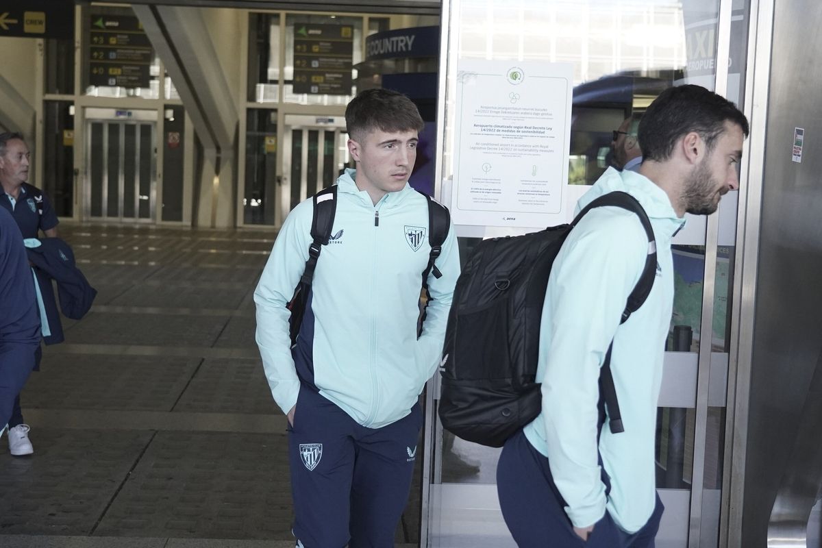 El Athletic vuelve a Bilbao desde Dortmund