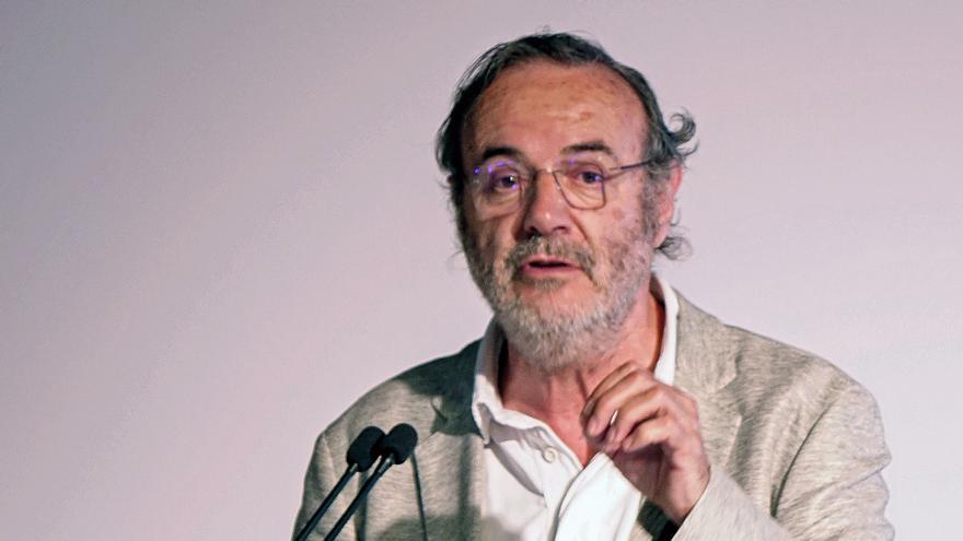 El académico navarro Pello Salaburu pasa a ser académico emérito de Euskaltzaindia
