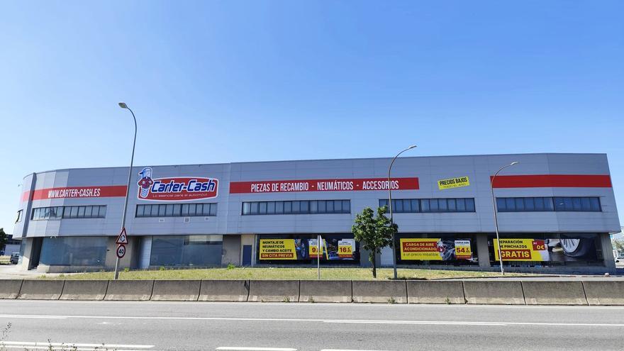La empresa de recambios, neumáticos y accesorios para automóviles Carter-Cash abre una nueva tienda en Pamplona
