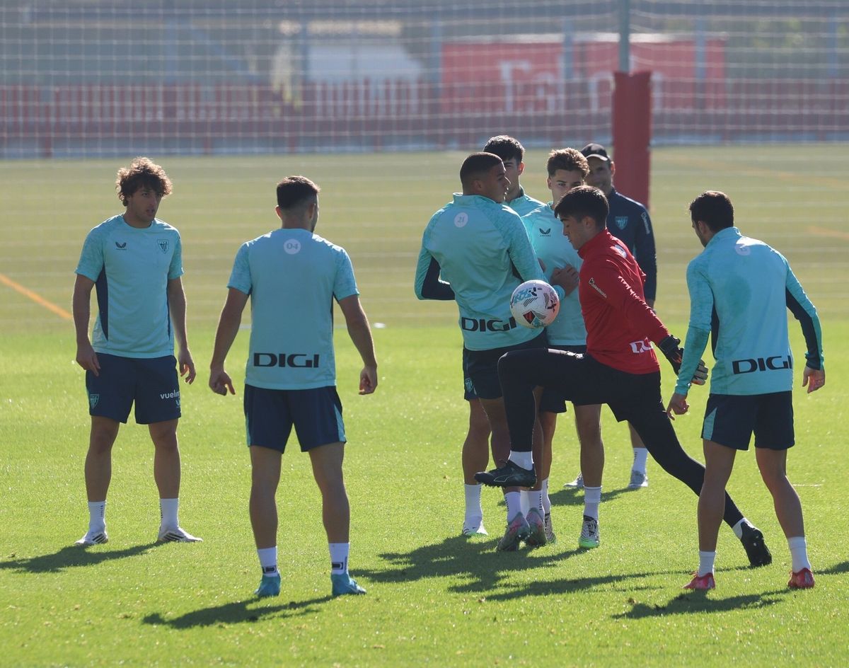 El Athletic vuelve al trabajo sin Sancet, Vesga, Berenguer ni titulares ante el Mallorca---