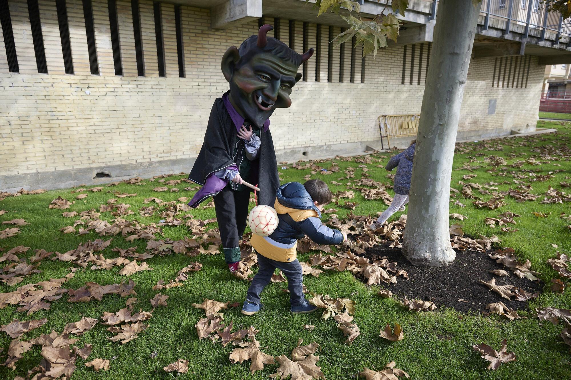 Fotos del chupinazo y pasacalles de las fiestas de San Andrés