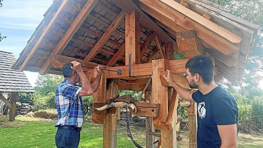  15 familias marcaron con hierro en el potro de herrar sus iniciales como antiguamente.