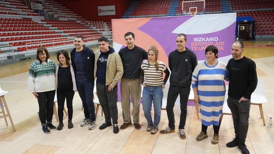 Zortzi finalistak, gogotsu abenduaren 20ko finalean kantatzeko