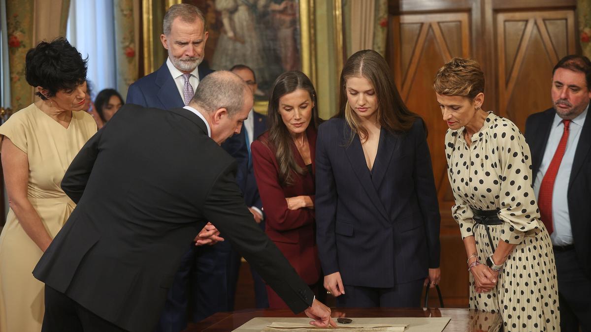Ni la Casa Real ni el Gobierno de Navarra han servido imágenes en directo a través de sus canales online como estaba inicialmente previsto.