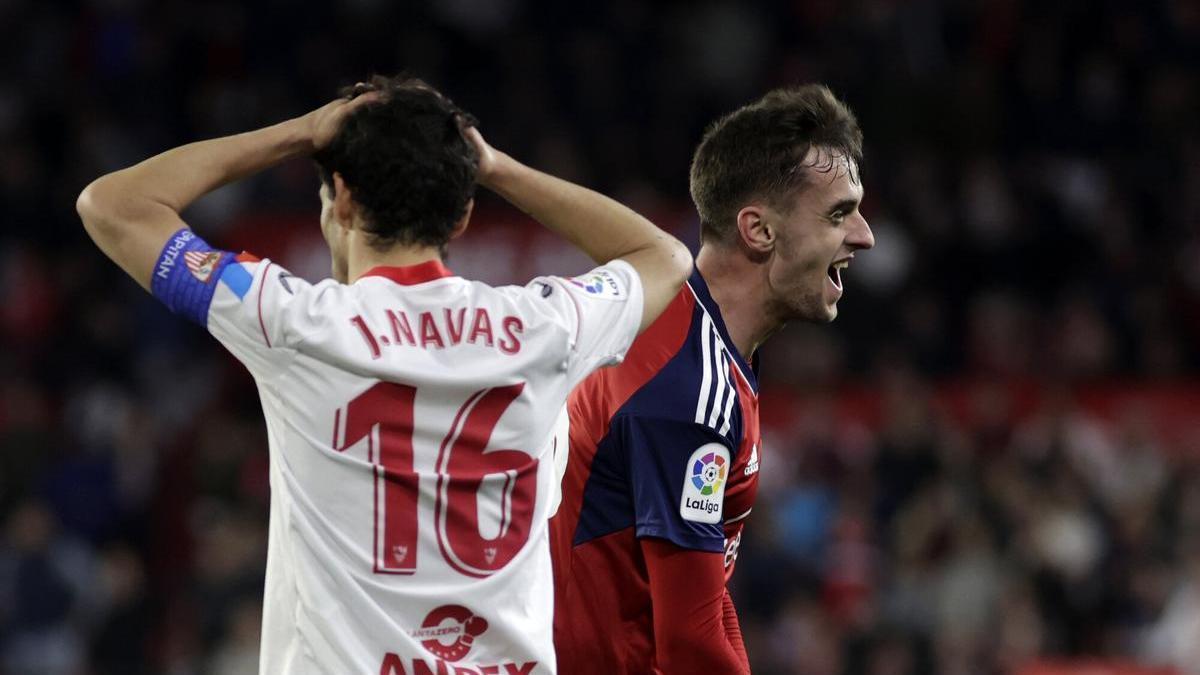 Navas y Aimar, en un partido en el Pizjuán.