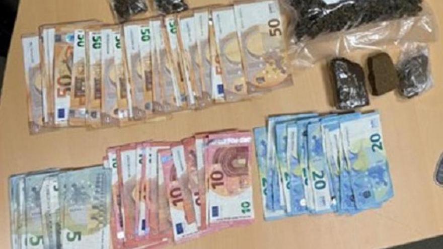 Gizon bat ikertzen ari dira Durangoko bere ardurapeko lonjan 130 gramo haxix eta 115 gramo marihuana aurkitu ostean