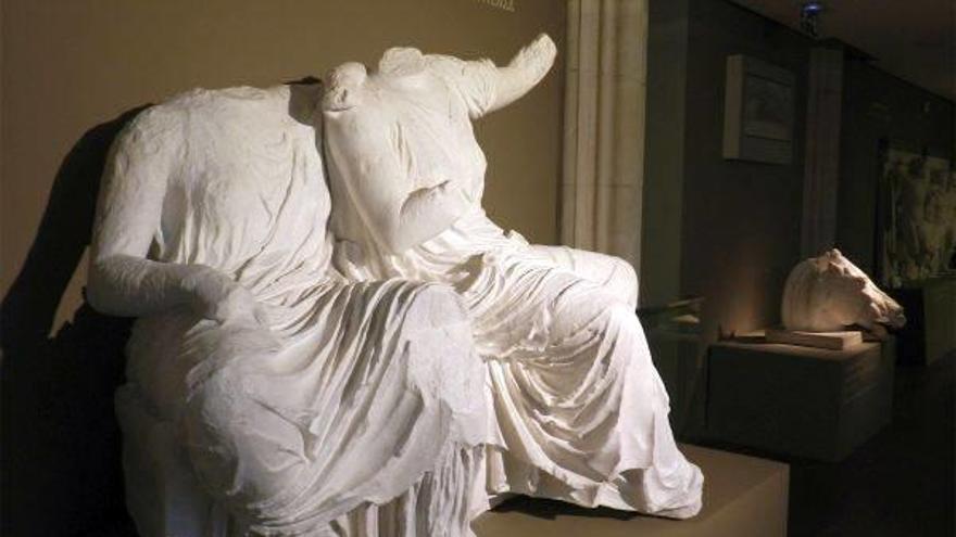 La Acrópolis protagoniza la nueva exposición temporal del Museo de Reproducciones