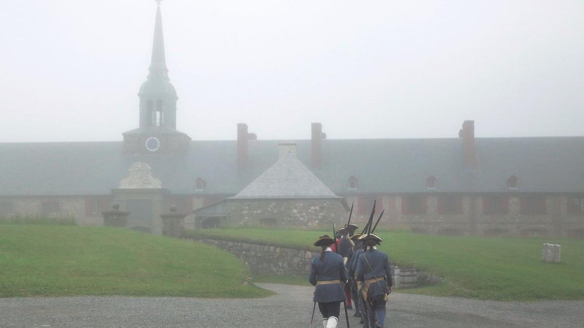 Cada verano Louisbourg viaja al año 1744, previo a la primera guerra que se vivió allí. Xabi Otero