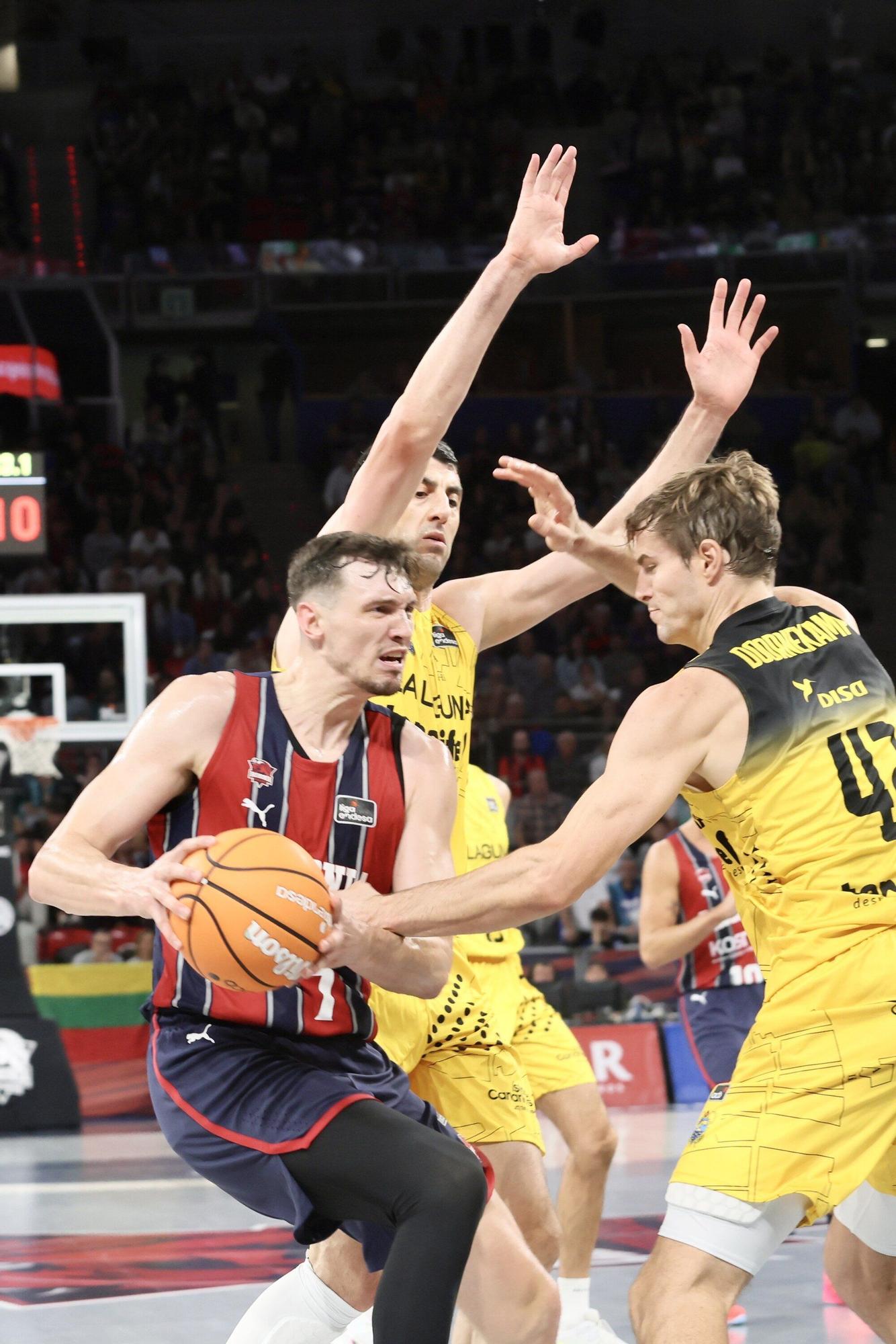 Todas las imágenes del Baskonia - La Laguna Tenerife (89-79)