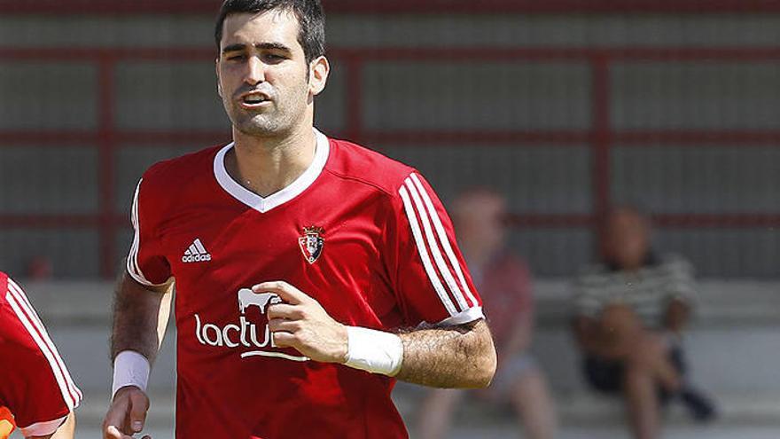 Asier Riesgo: &#039;Me quedo en Osasuna&#039;