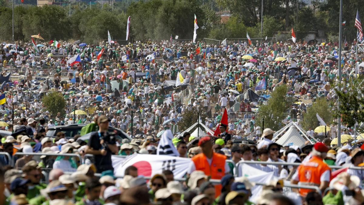 El papa León XIV despide el Jubileo de la Juventud