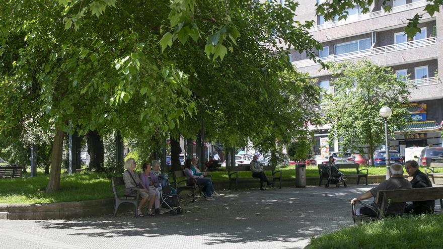 Una galerna exprés en la ría baja la temperatura de golpe en Bilbao