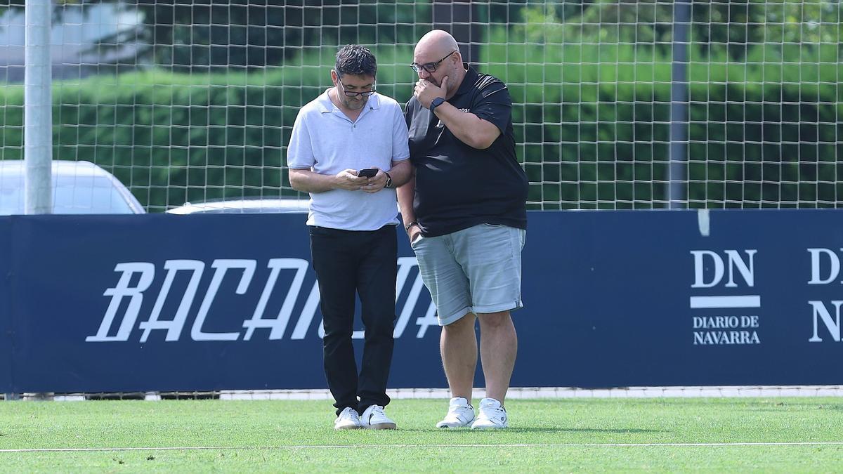 Braulio y Cata, durante un entrenamiento de Osasuna.