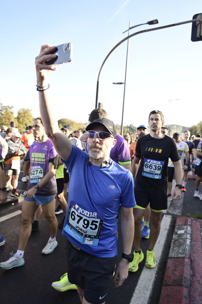 Ilusión y concentración en la salida de la Behobia-San Sebastián