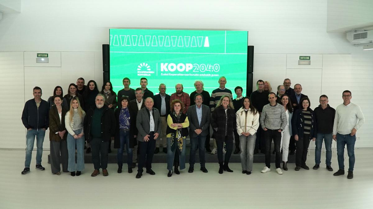 El grupo participante en el proceso de reflexión KOOP2040.
