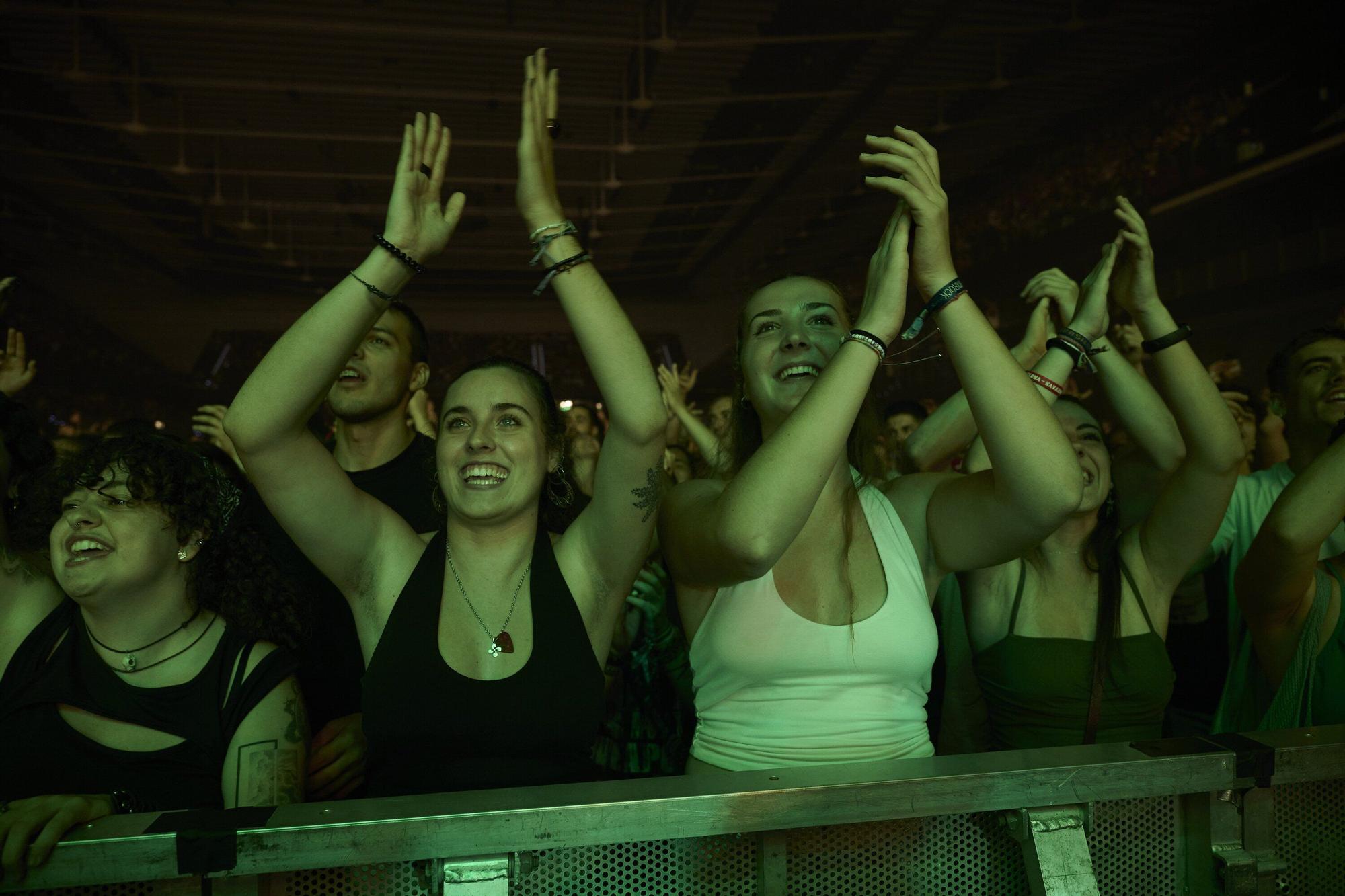 Fotos del concierto de La Raíz en el Navarra Arena