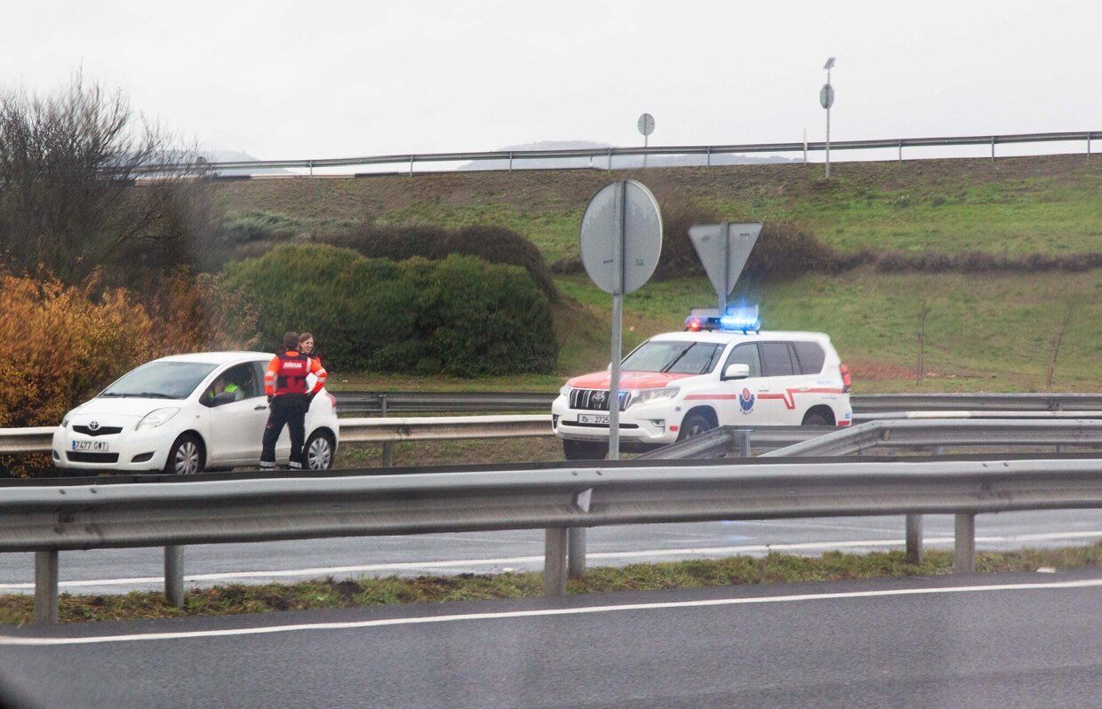 En imágenes: muere una joven atropellada a la entrada de Vitoria por Portal de Foronda