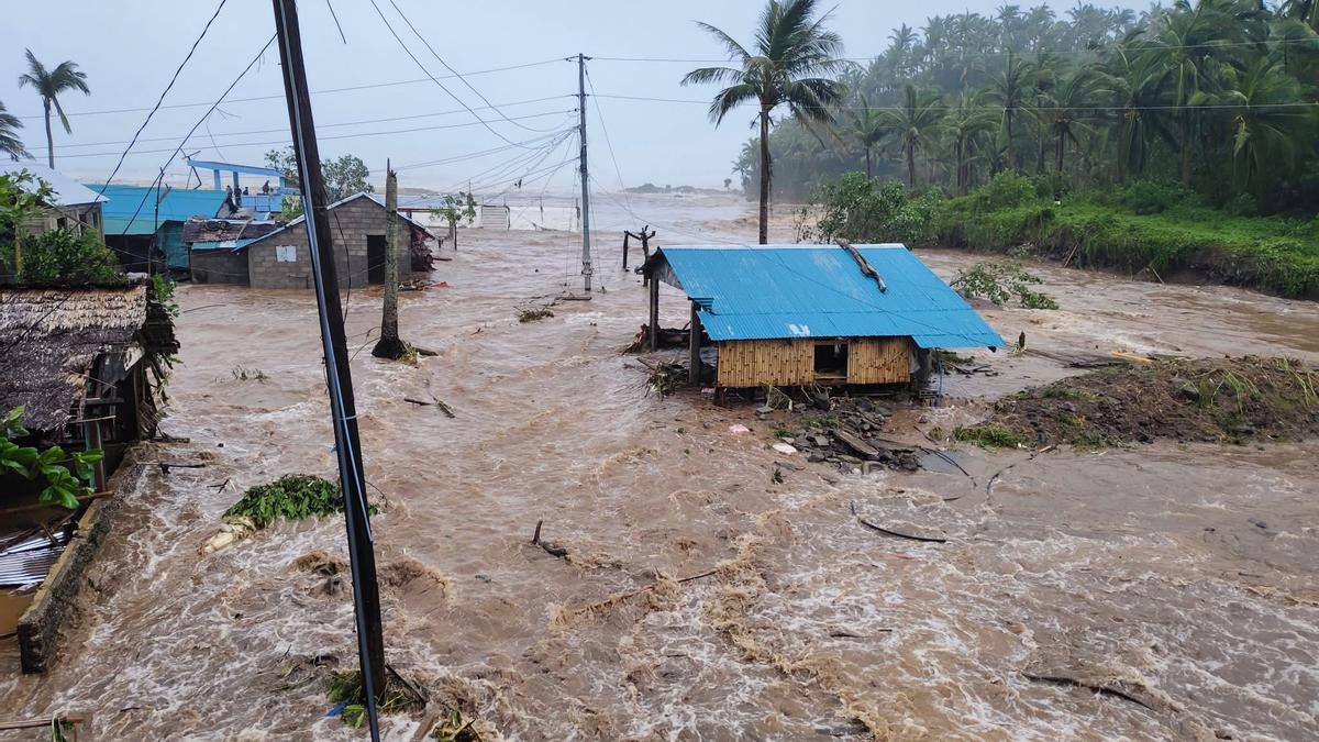 Supertifón Fung-Wong