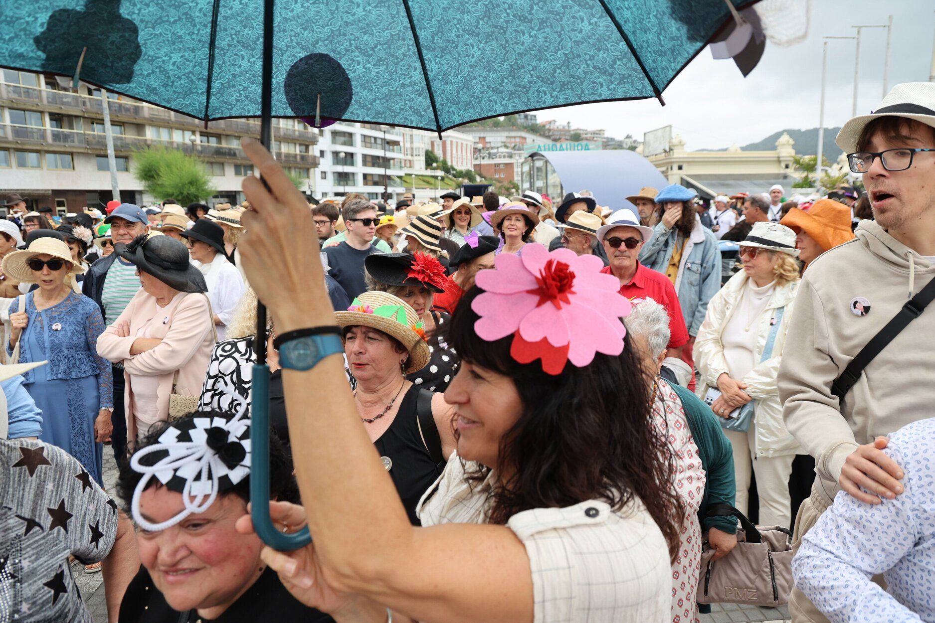 [Fotos] Donostia, hasta el 'gorro'