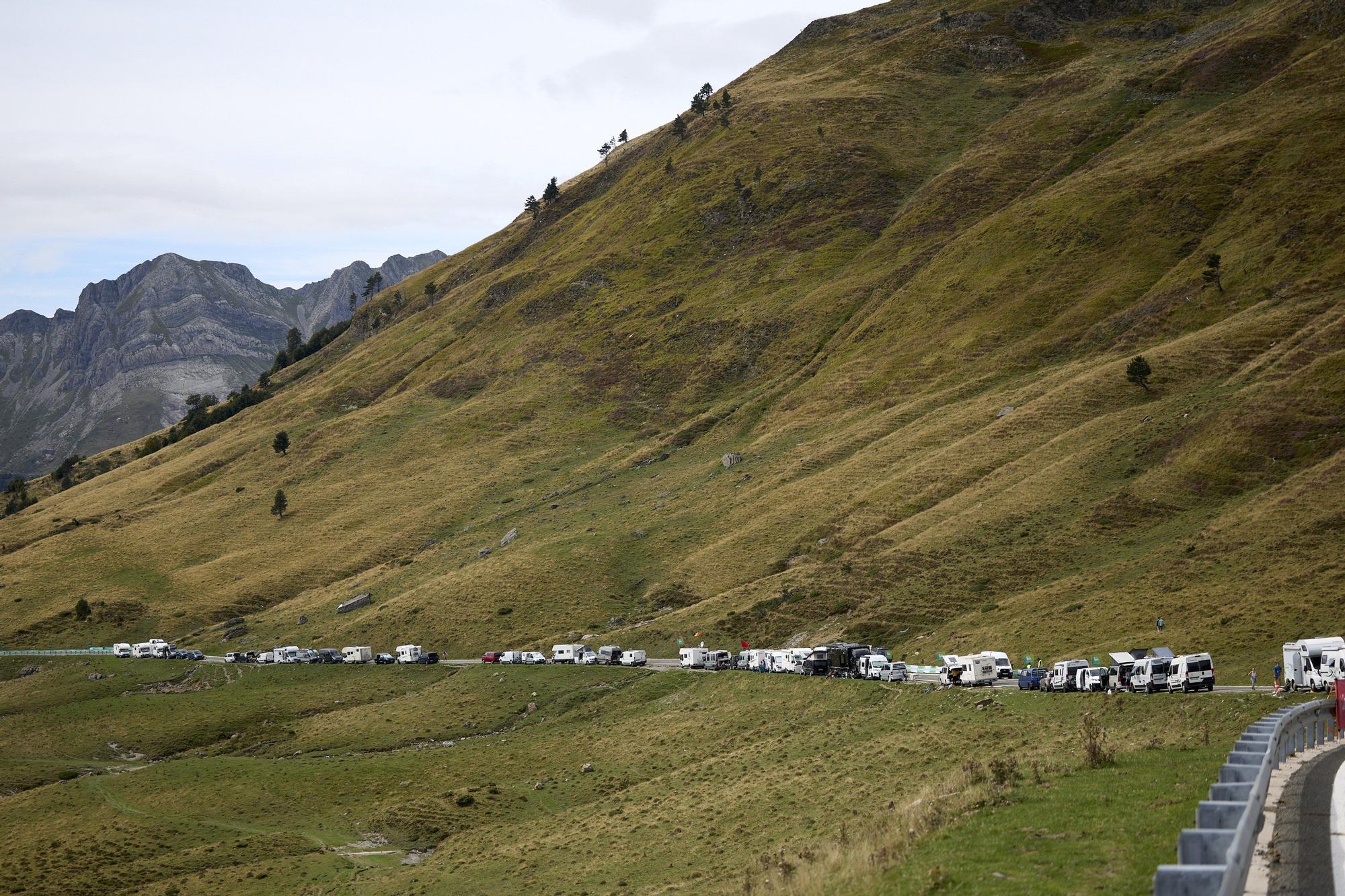Fotos de la etapa navarra de La Vuelta 25 entre Sendaviva y Larra - Belagua