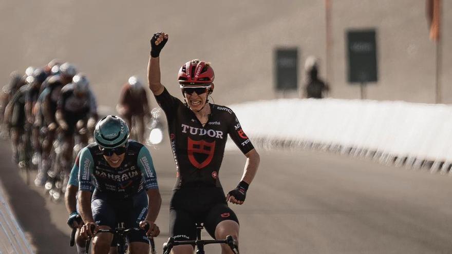 Voisard se eleva en la montaña del desierto