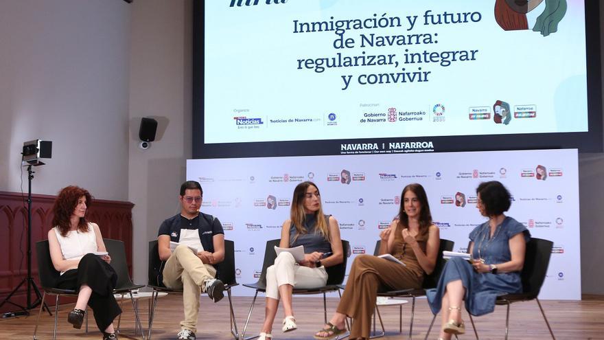 La sociedad navarra se transforma desde la convivencia