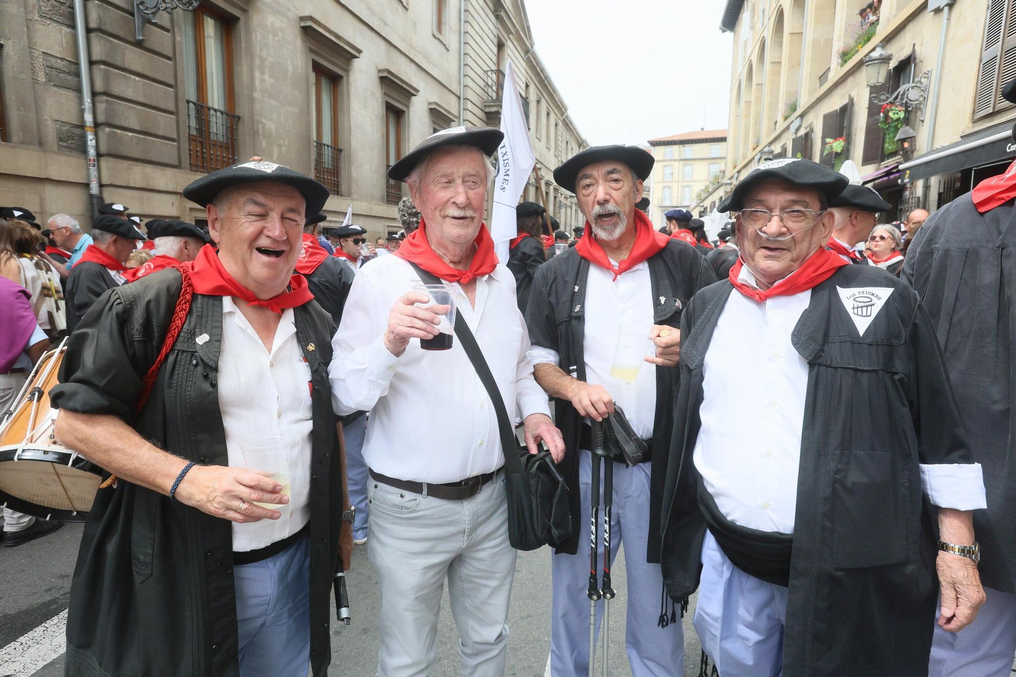 En imágenes: La fiesta continúa en las calles de Gasteiz este 6 de agosto