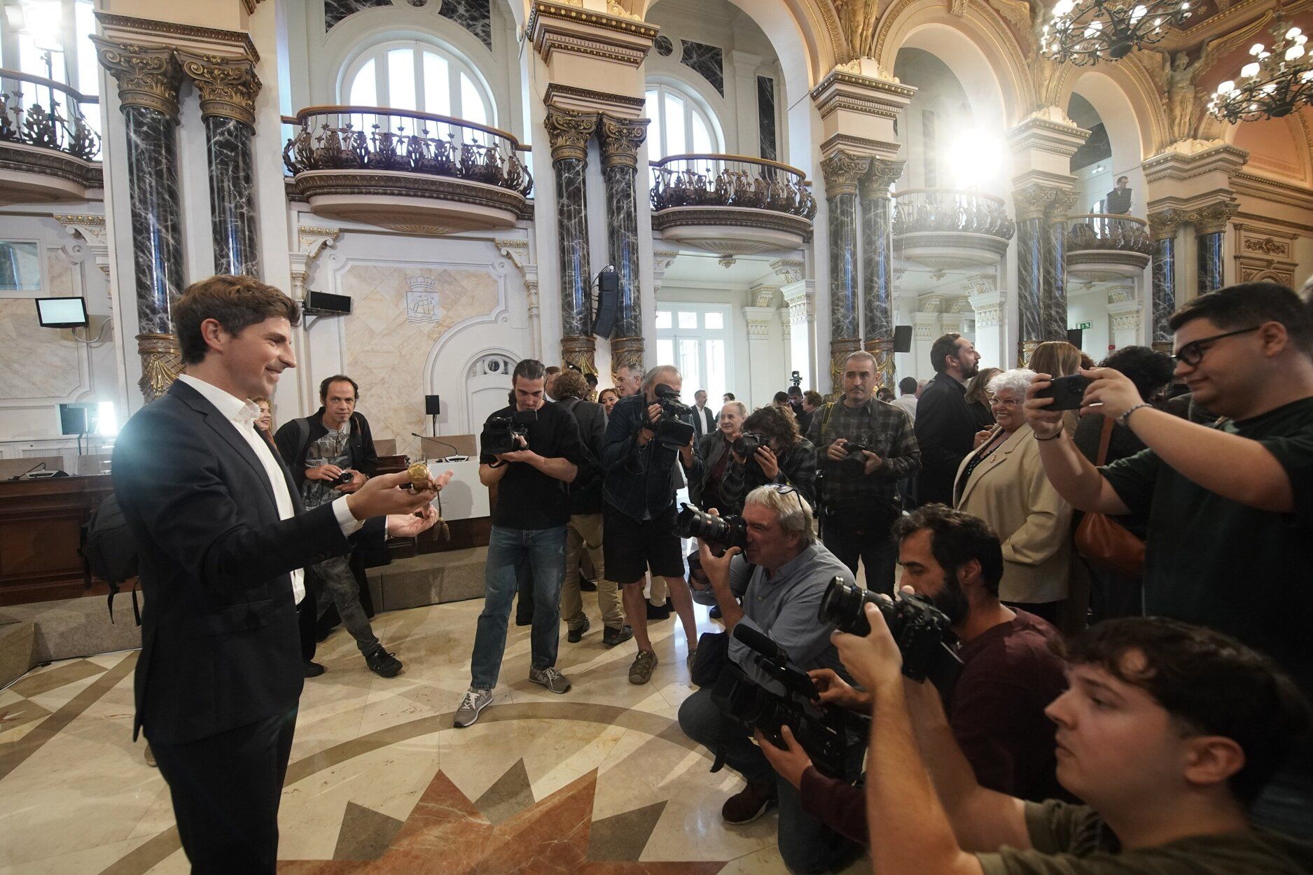 Jon Insausti ya es nuevo alcalde de Donostia: así ha sido su elección