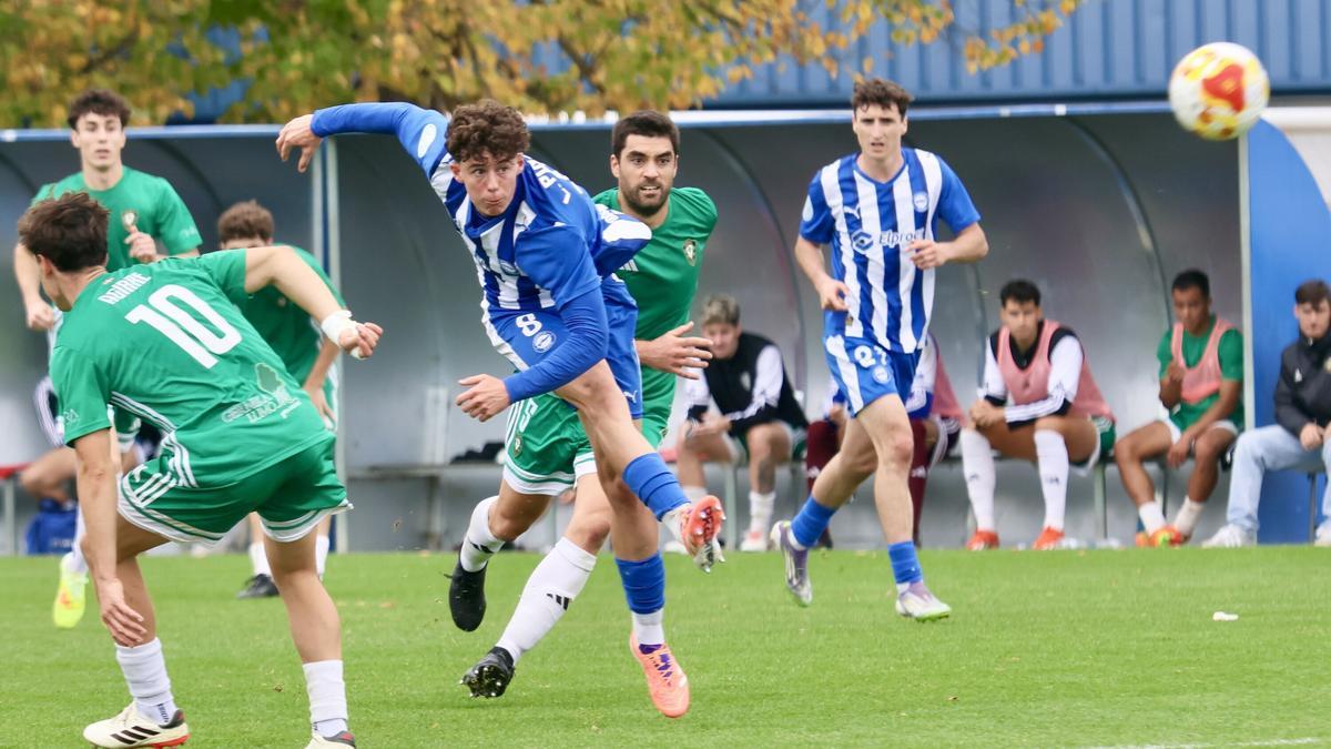 Duelo entre el Alavés B y el Gernika de la semana pasada. Duelo entre el Alavés B y el Gernika de la semana pasada.