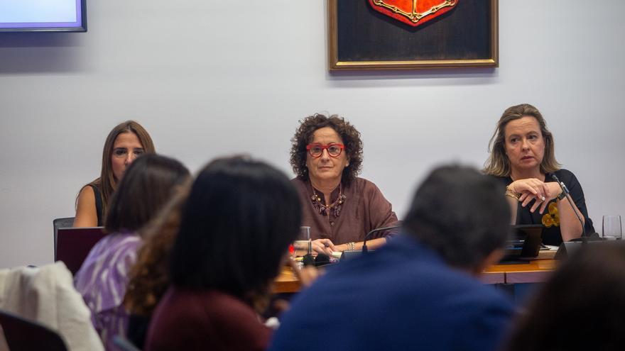 Maeztu afirma que preocupan en el Gobierno los datos de pobreza infantil y desigualdad