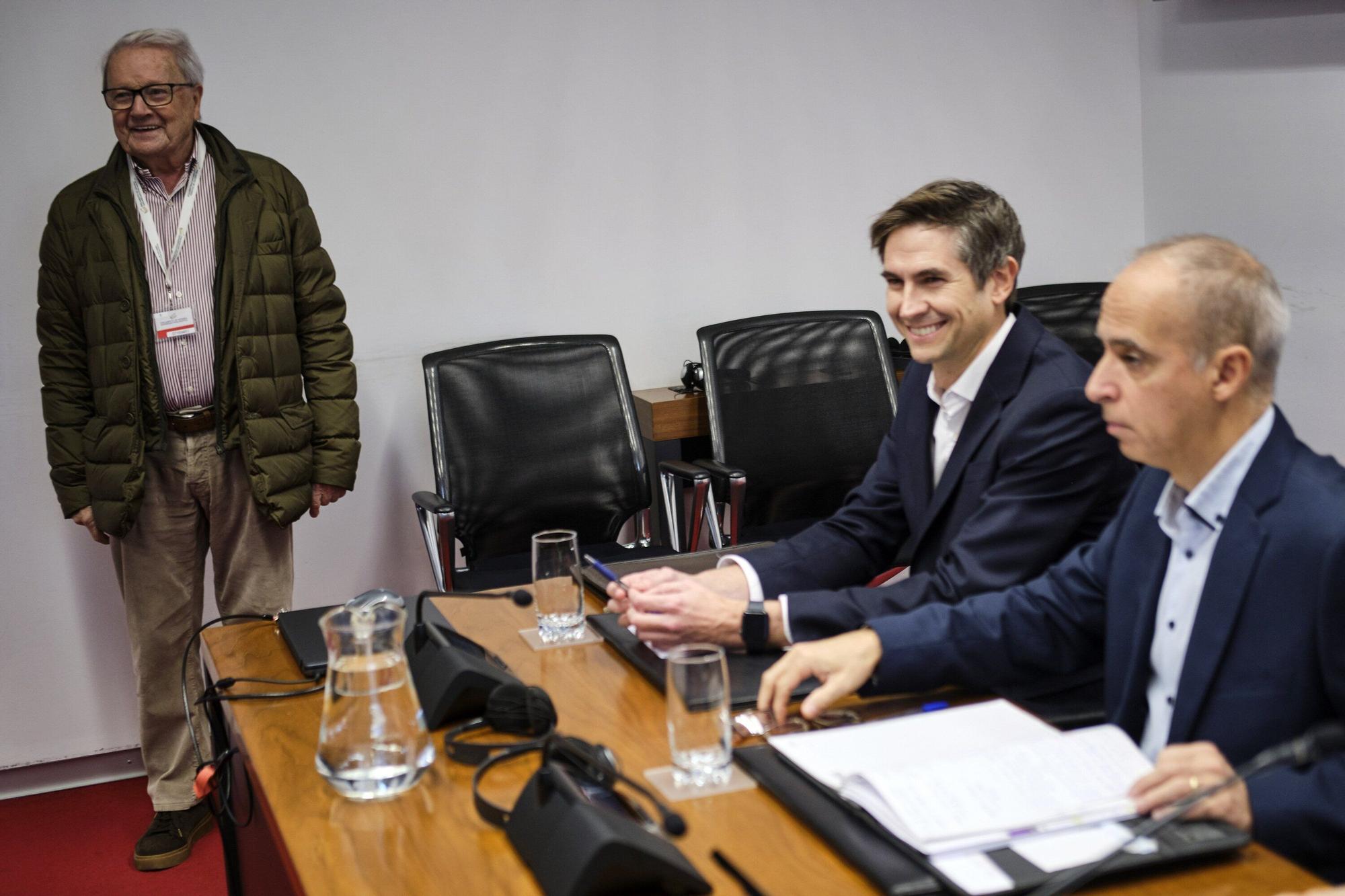 Los redactores del proyecto de los túneles de Belate, en la comisión de investigación