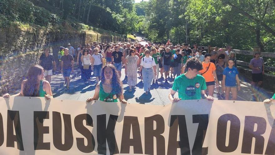 La marcha por el euskera reúne en Pamplona a miles de personas: "Es hora de un nuevo renacimiento"