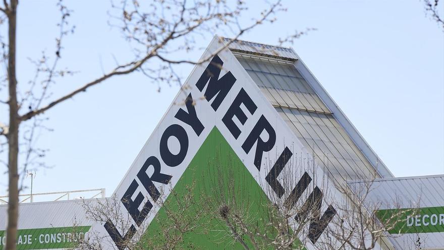 El armario ideal para cualquier casa de Leroy Merlin: espacioso, limpio y bonito