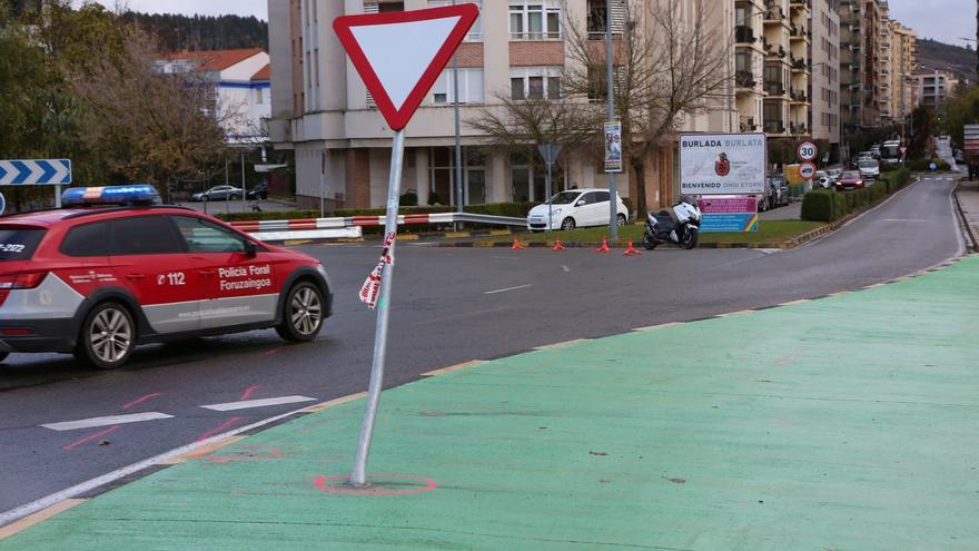 Fallece una mujer en Burlada tras salir despedida de la moto en la que iba de acompañante