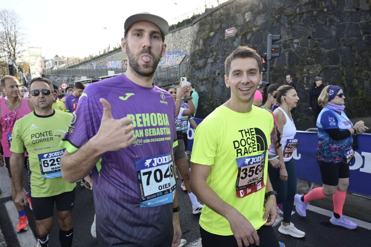 Ilusión y concentración en la salida de la Behobia-San Sebastián
