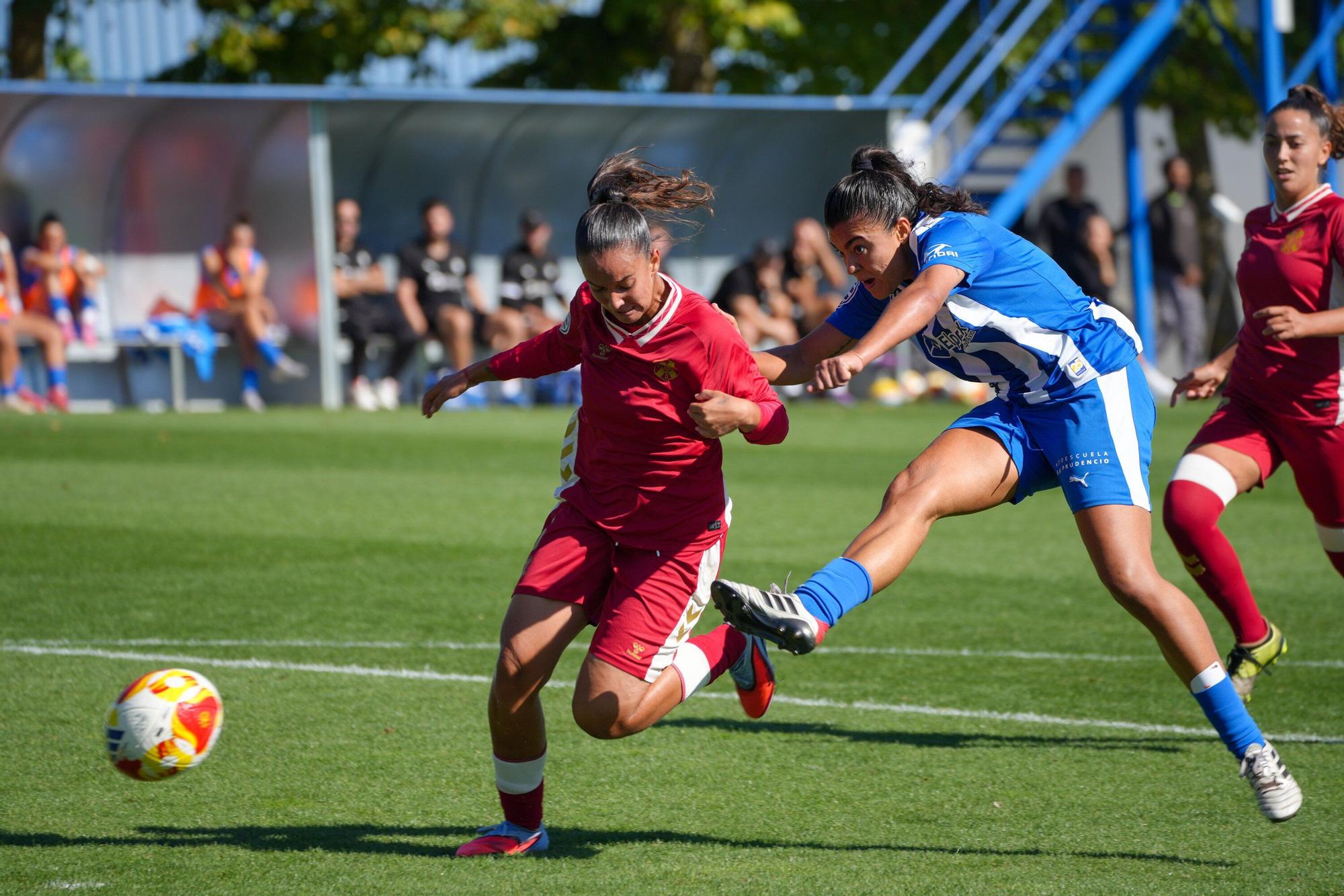 En imágenes: Las Gloriosas consiguen los tres puntos frente al Tenerife Sur B