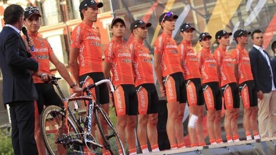 El equipo de ciclistas del Euskaltel Euskadi.