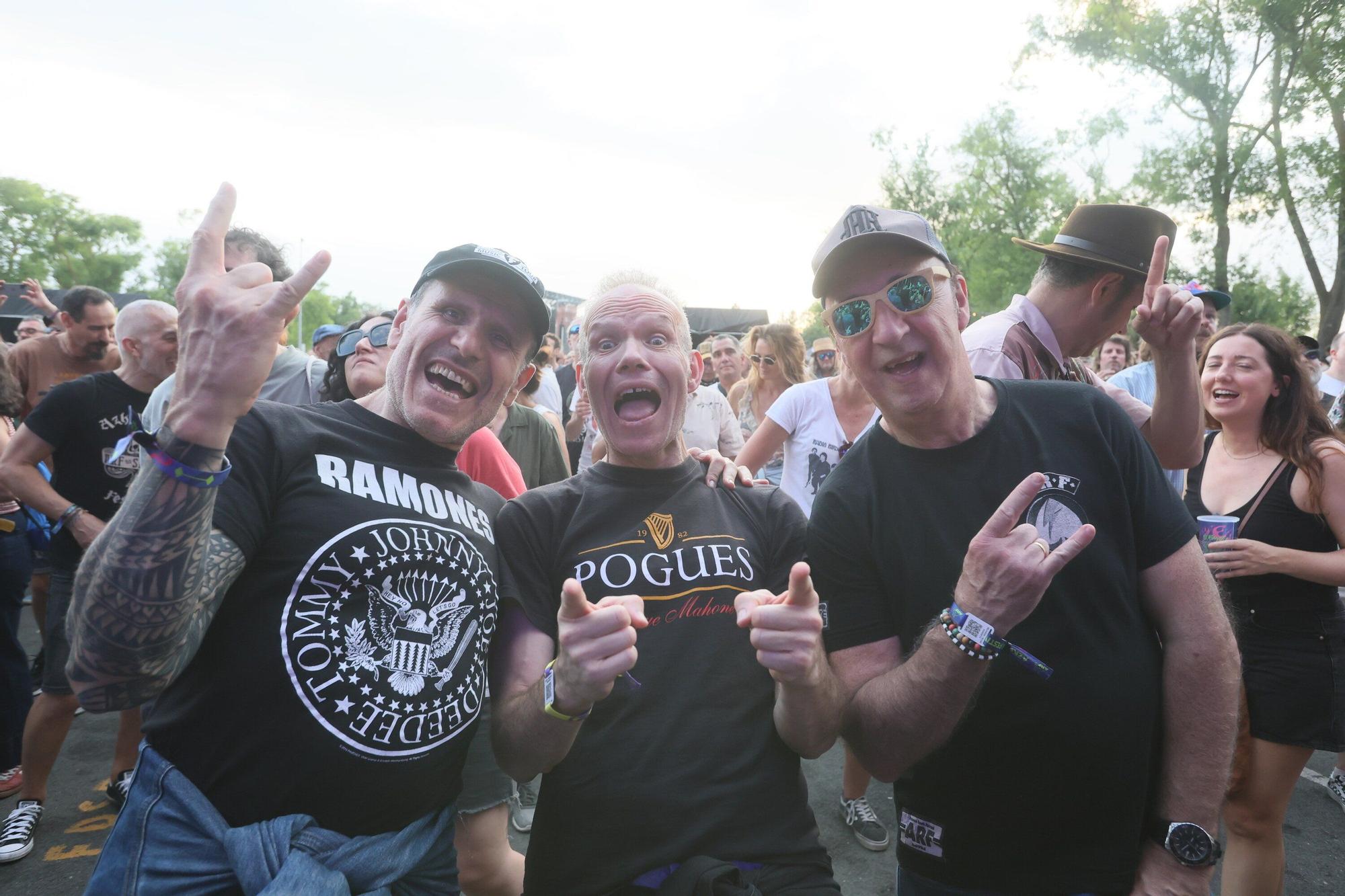En imágenes: Así están siendo los conciertos de este viernes en el Azkena Rock Festival