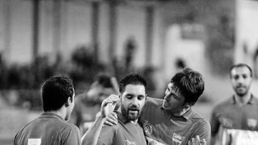 El Balmaseda se mantiene invicto en lo alto de la tabla