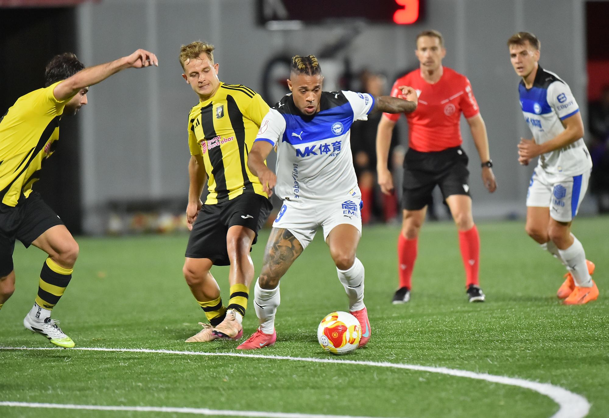 La goleada del Alavés al Getxo, en imágenes