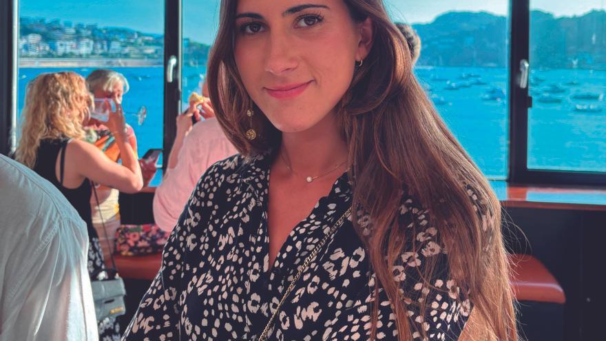 Ane Gantxegi gana el II Premio Kazetariak-Deusto  por su videopodcast ‘Loturak’