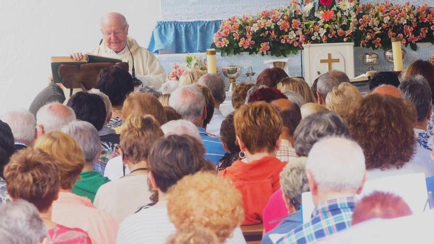 Félix Azurmendi, párroco de Azkoitia: “¡50 años ya! El tiempo pasa muy rápido”