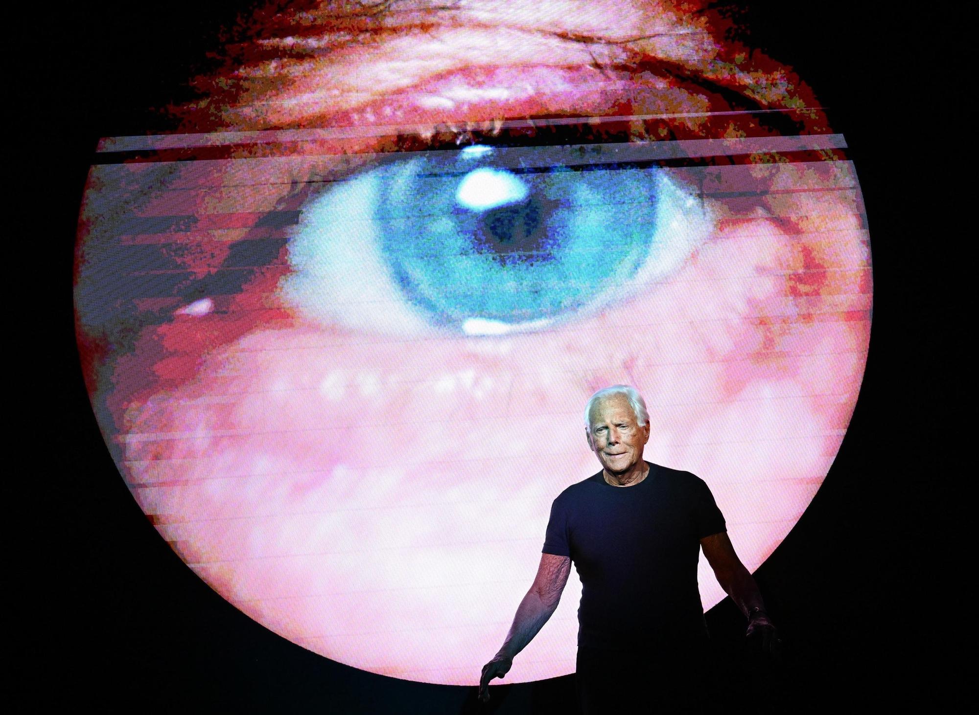 Muere Giorgio Armani, rey y maestro de la sobriedad y la elegancia